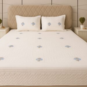 White cotton quilted bedcover with digital print-Aaroha Living
