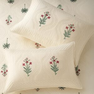 White cotton quilted bedcover with digital print-Aaroha Living