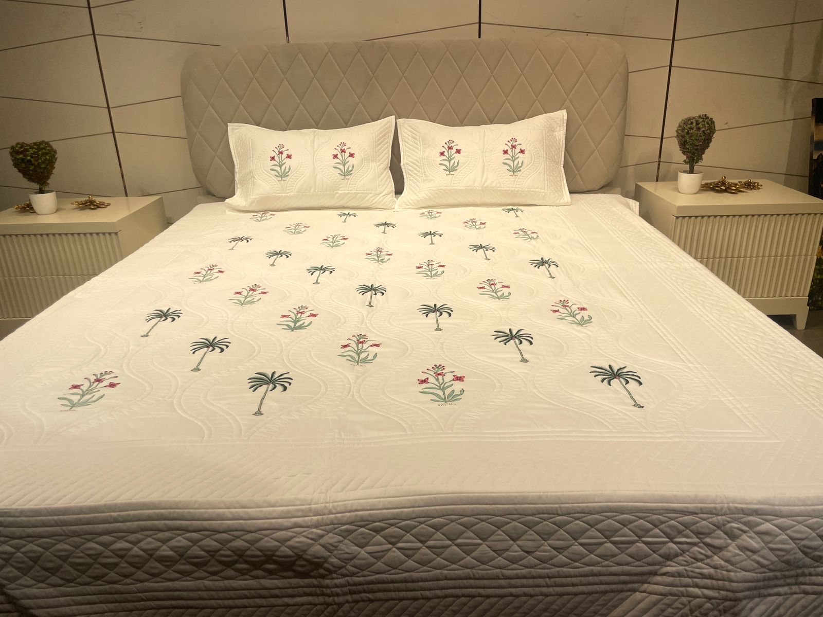 White cotton quilted bedcover with digital print-Aaroha Living